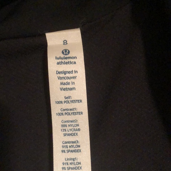 Lululemon wind jacket - Picture 3 of 8